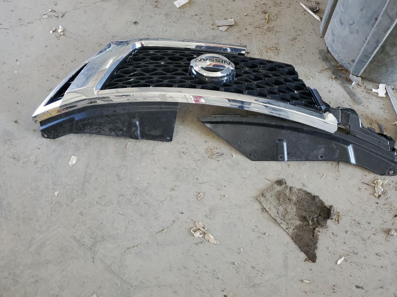 2018 Nissan Armada Platinum VIN: JN8AY2NE8J9734299 Lot: 81250395