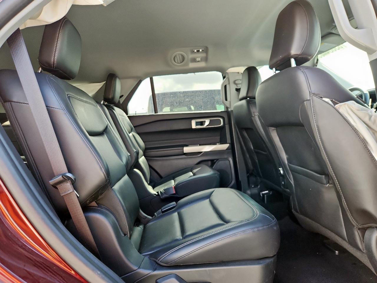 2022 Ford Explorer Xlt VIN: 1FMSK7DH0NGA08329 Lot: 83864485