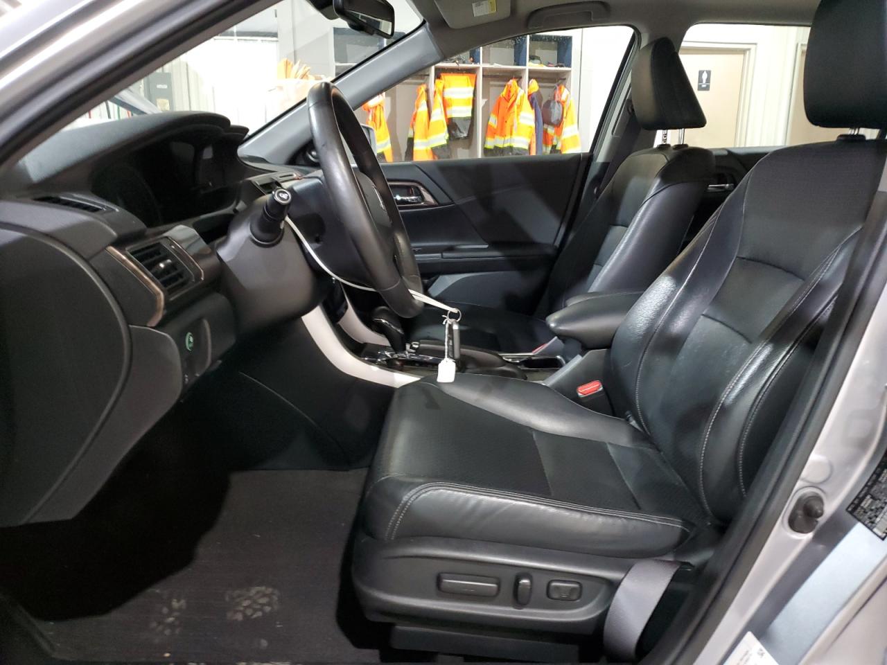 2017 Honda Accord Hybrid Exl VIN: JHMCR6F59HC023262 Lot: 81389725