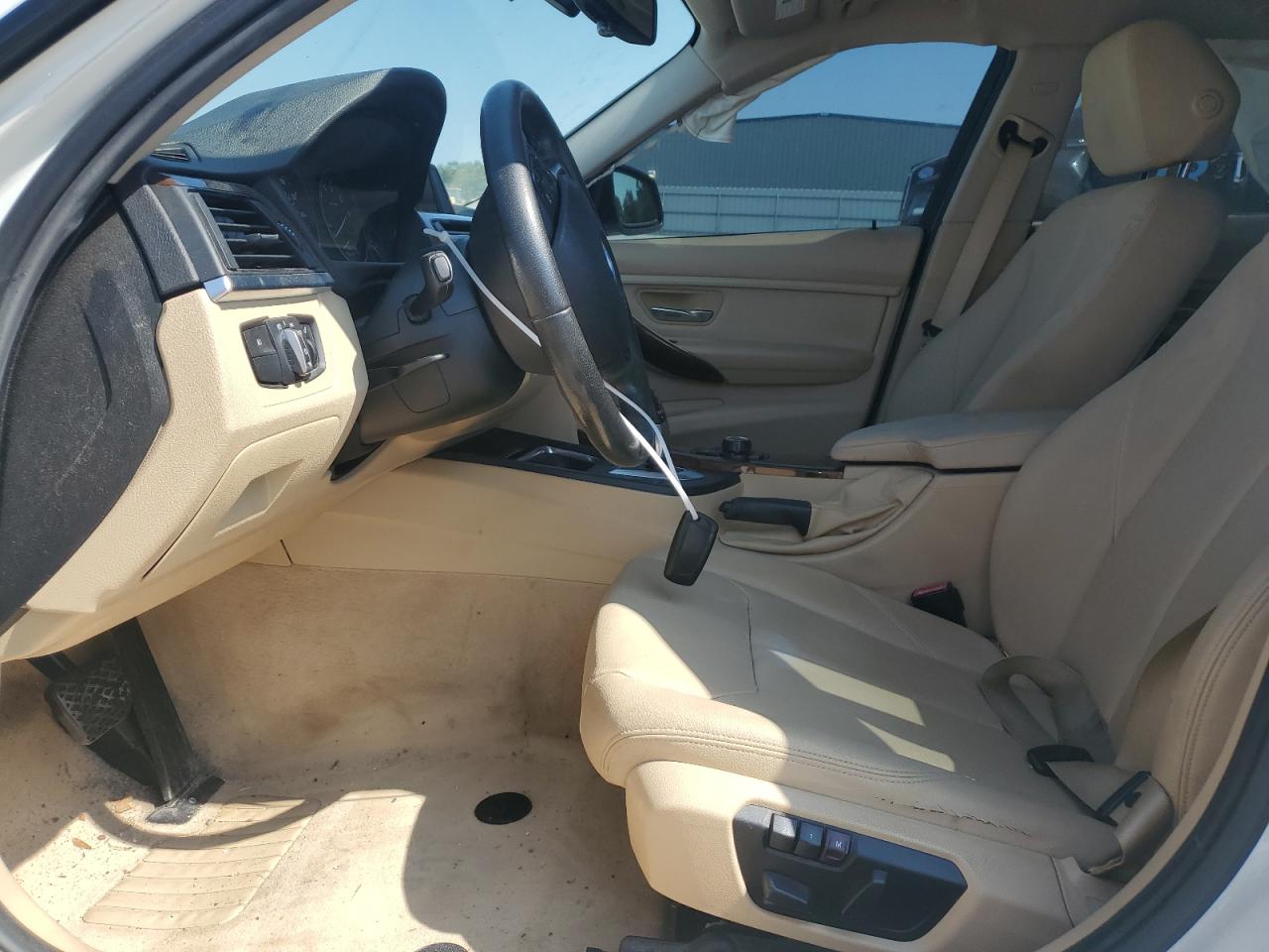 2013 BMW 328 I VIN: WBA3A5C50DF360092 Lot: 81748945