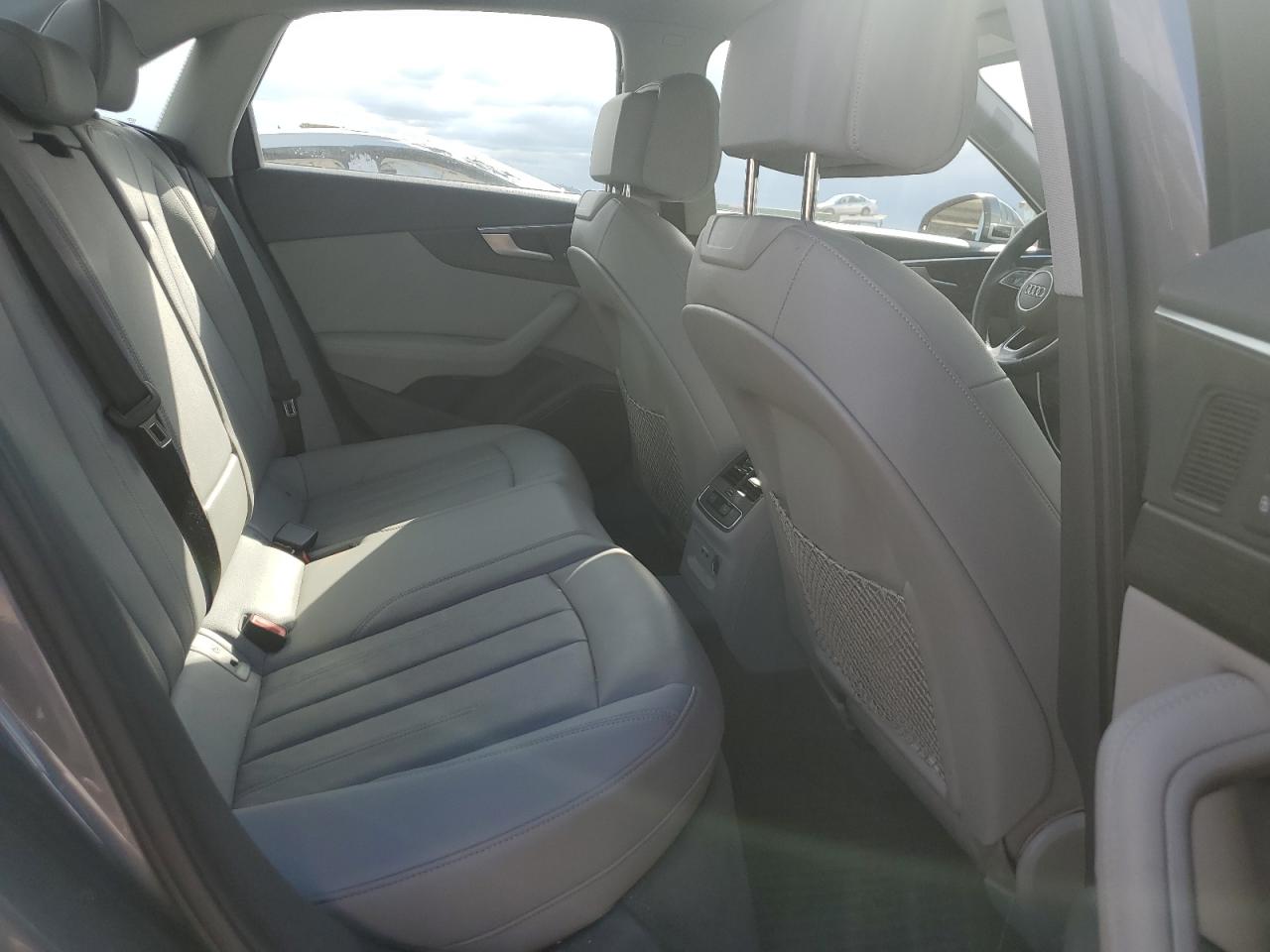 2019 Audi A4 Prestige VIN: WAUFNAF42KA009093 Lot: 80757465