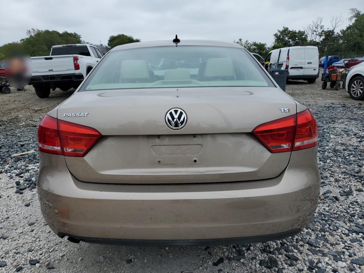 2015 Volkswagen Passat S VIN: 1VWAT7A38FC058035 Lot: 80244385