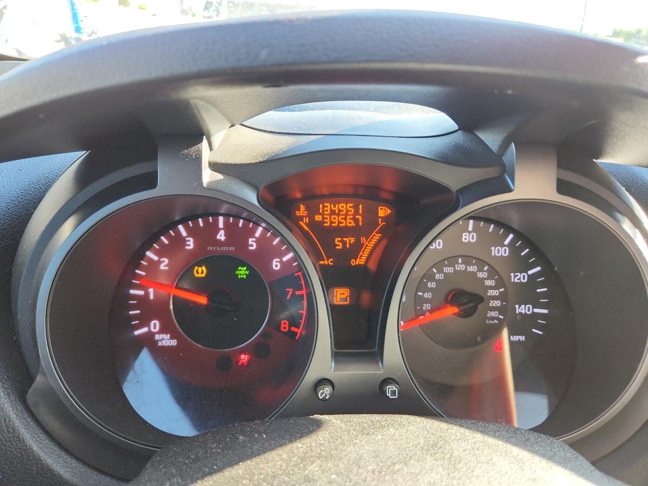 2015 Nissan Juke S VIN: JN8AF5MV6FT552751 Lot: 81020505