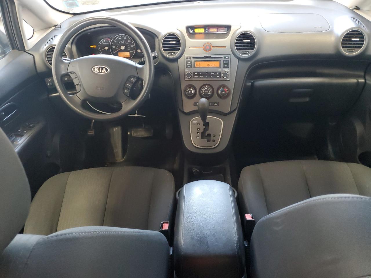 2008 Kia Rondo Base VIN: KNAFG525987149132 Lot: 80448555