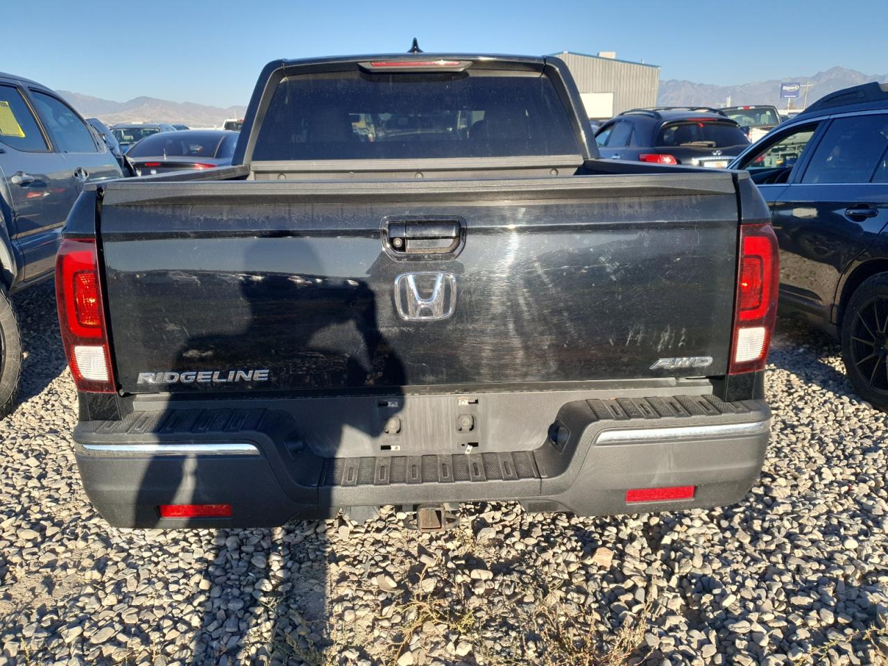 2017 Honda Ridgeline Rtl VIN: 5FPYK3F68HB019698 Lot: 81720335