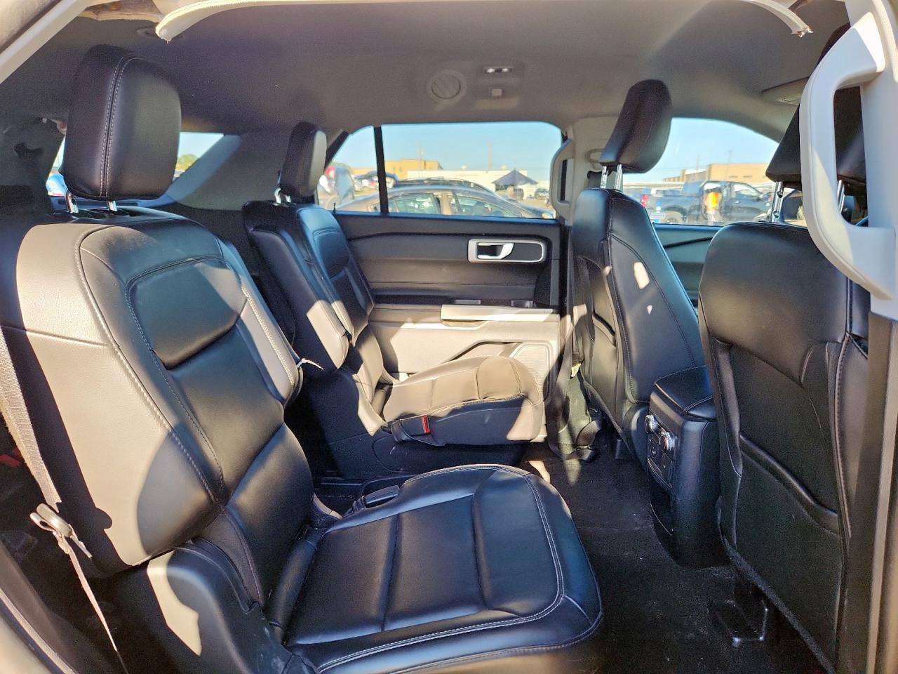 2021 Ford Explorer Xlt VIN: 1FMSK7DH3MGB01330 Lot: 70362905