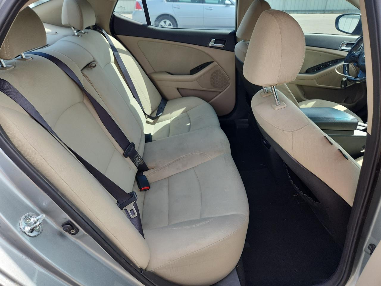 2014 Kia Optima Hybrid VIN: KNAGM4AD7E5073885 Lot: 81850225