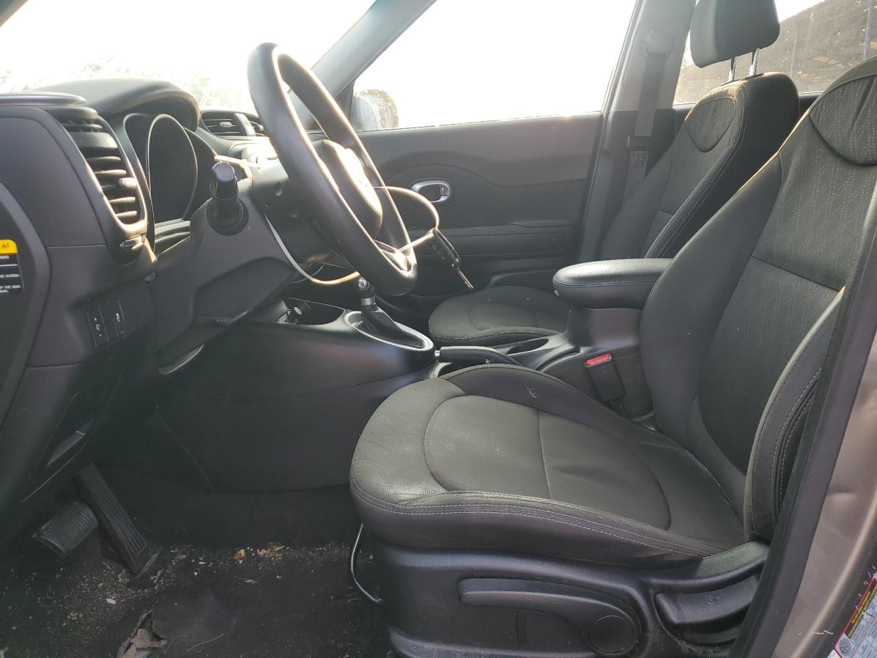 2018 Kia Soul VIN: KNDJN2A22J7613134 Lot: 81616655