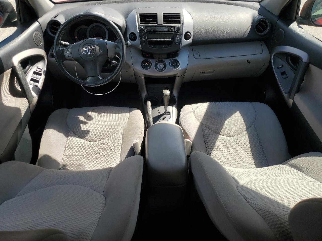 2007 Toyota Rav4 Limited VIN: JTMBD31V076046041 Lot: 84220115