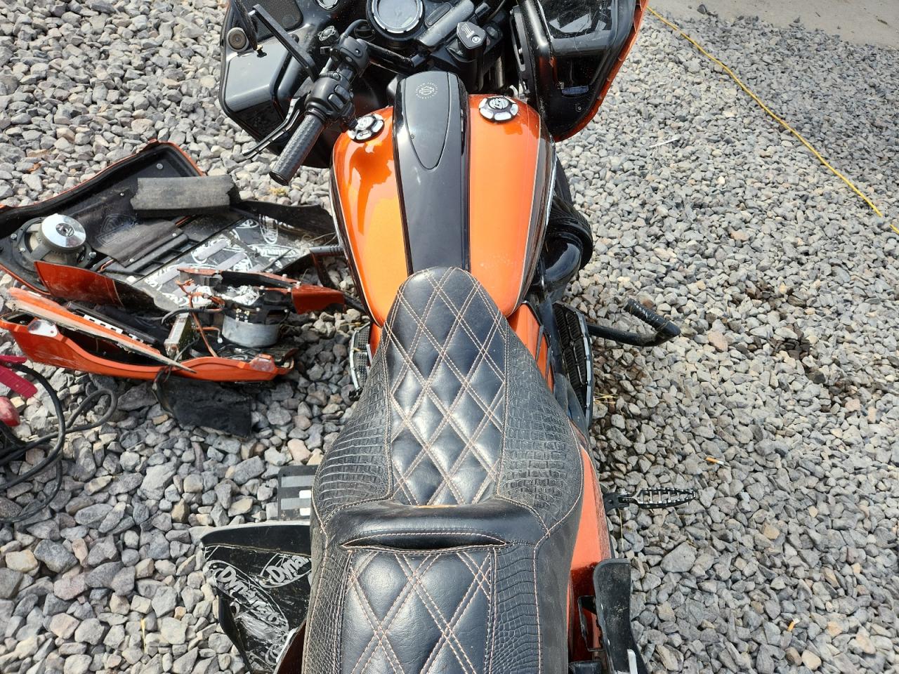 2013 Harley-Davidson Fltrx Road Glide Custom VIN: 1HD1KHM11DB689264 Lot: 81602845