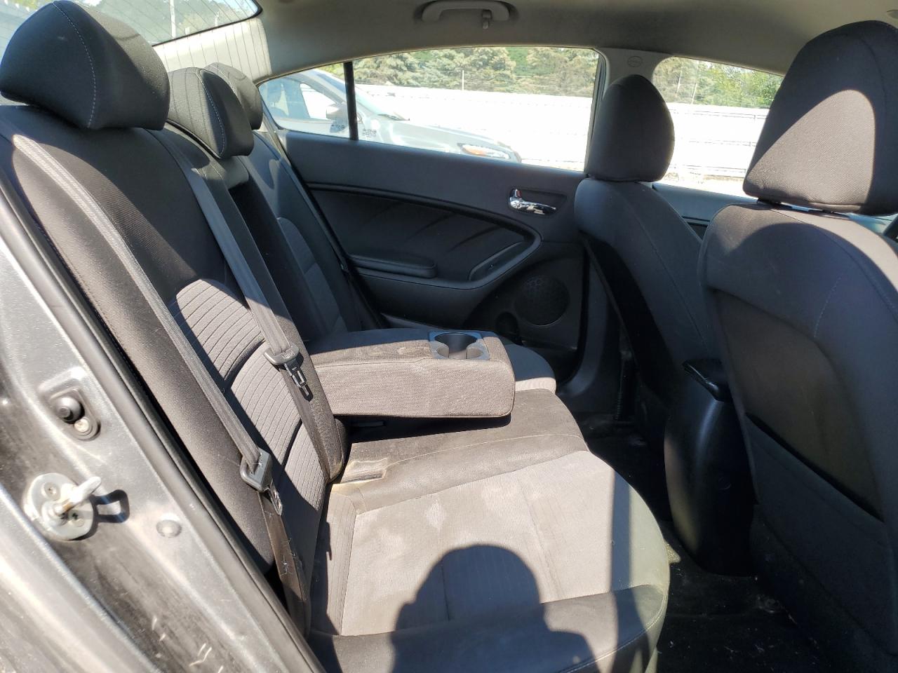 2016 Kia Forte Lx VIN: KNAFX4A6XG5477903 Lot: 71433595