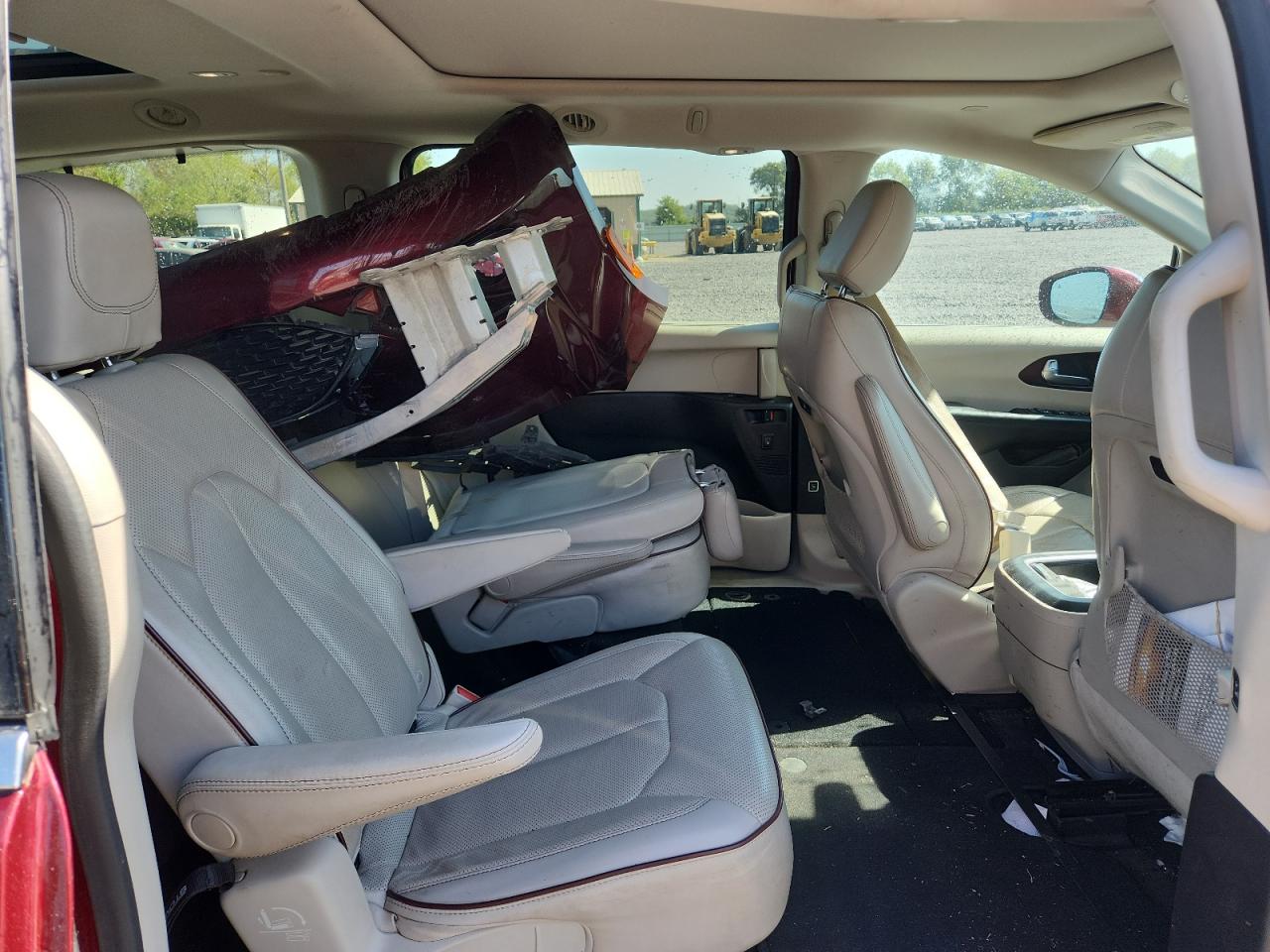 2017 Chrysler Pacifica Limited VIN: 2C4RC1GG3HR665600 Lot: 84564125