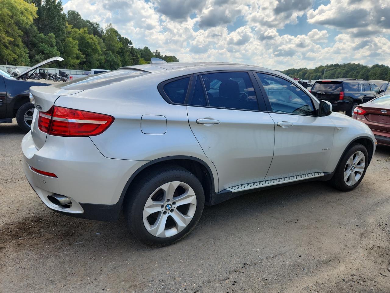 Фото: 5UXFG2C54E0H11475