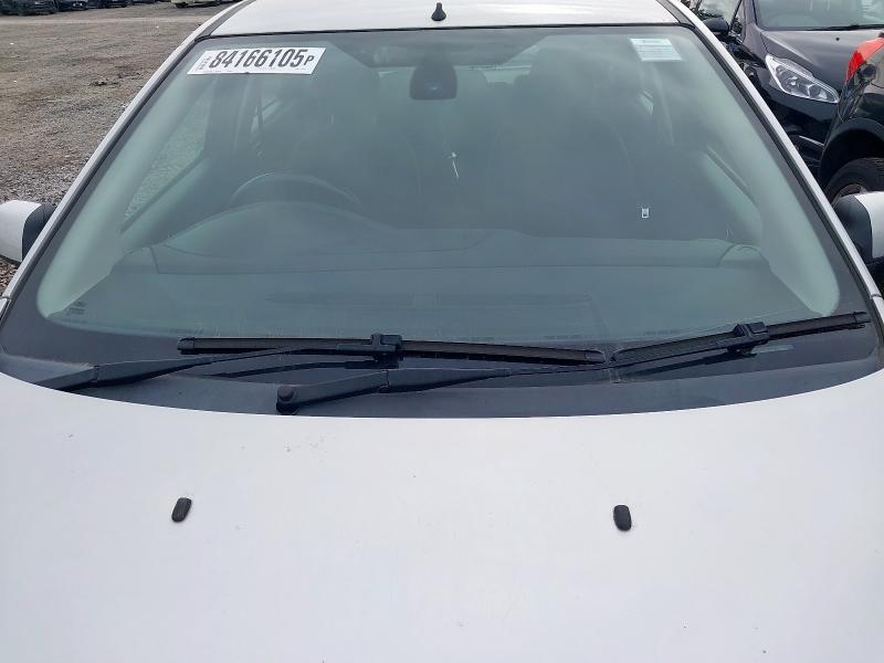 2006 FORD FOCUS GHIA AUTO 