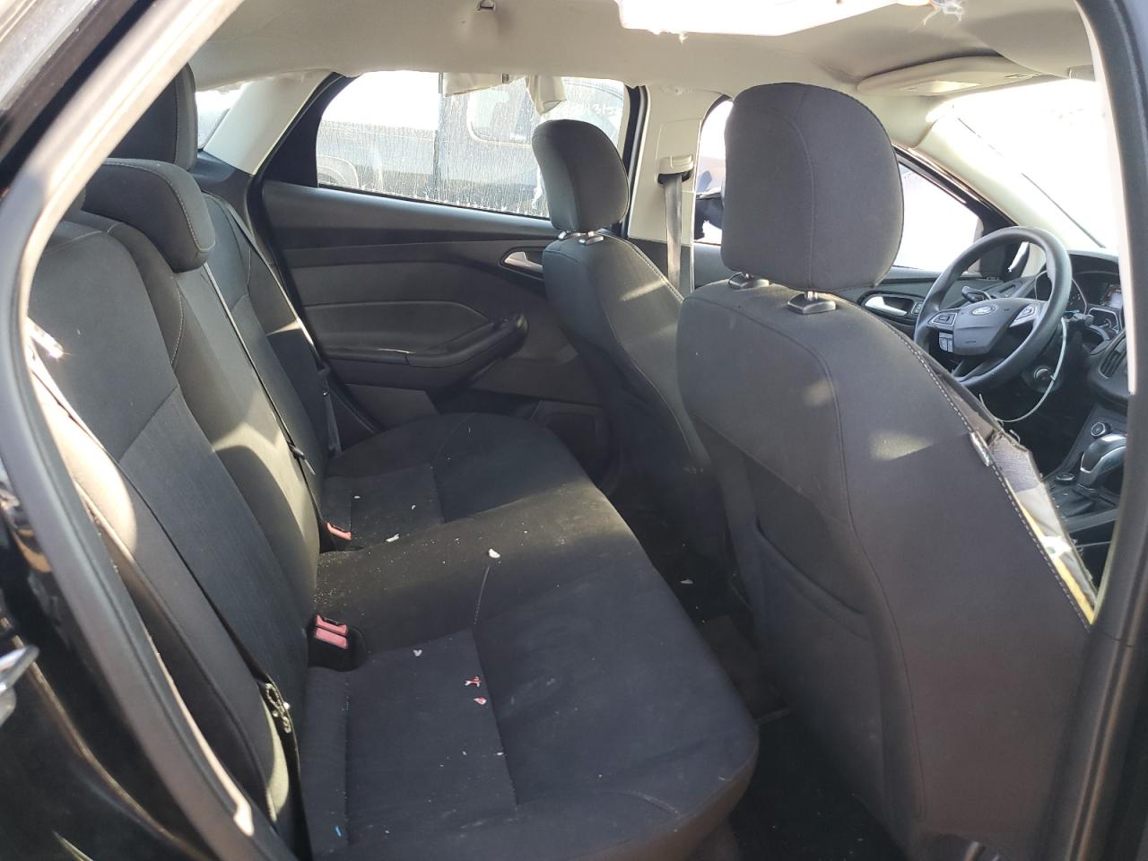 2016 Ford Focus Se VIN: 1FADP3F21GL203825 Lot: 71876065