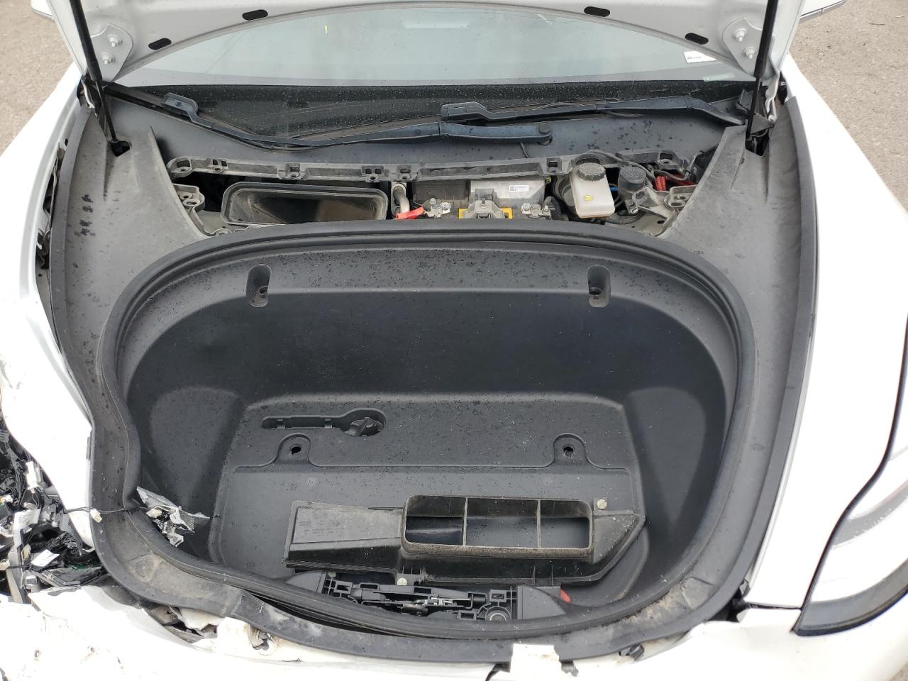 2020 Tesla Model 3 VIN: 5YJ3E1EB8LF638615 Lot: 81010335