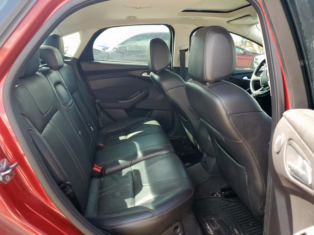 2012 Ford Focus Titanium VIN: 1FAHP3J23CL466580 Lot: 81500865