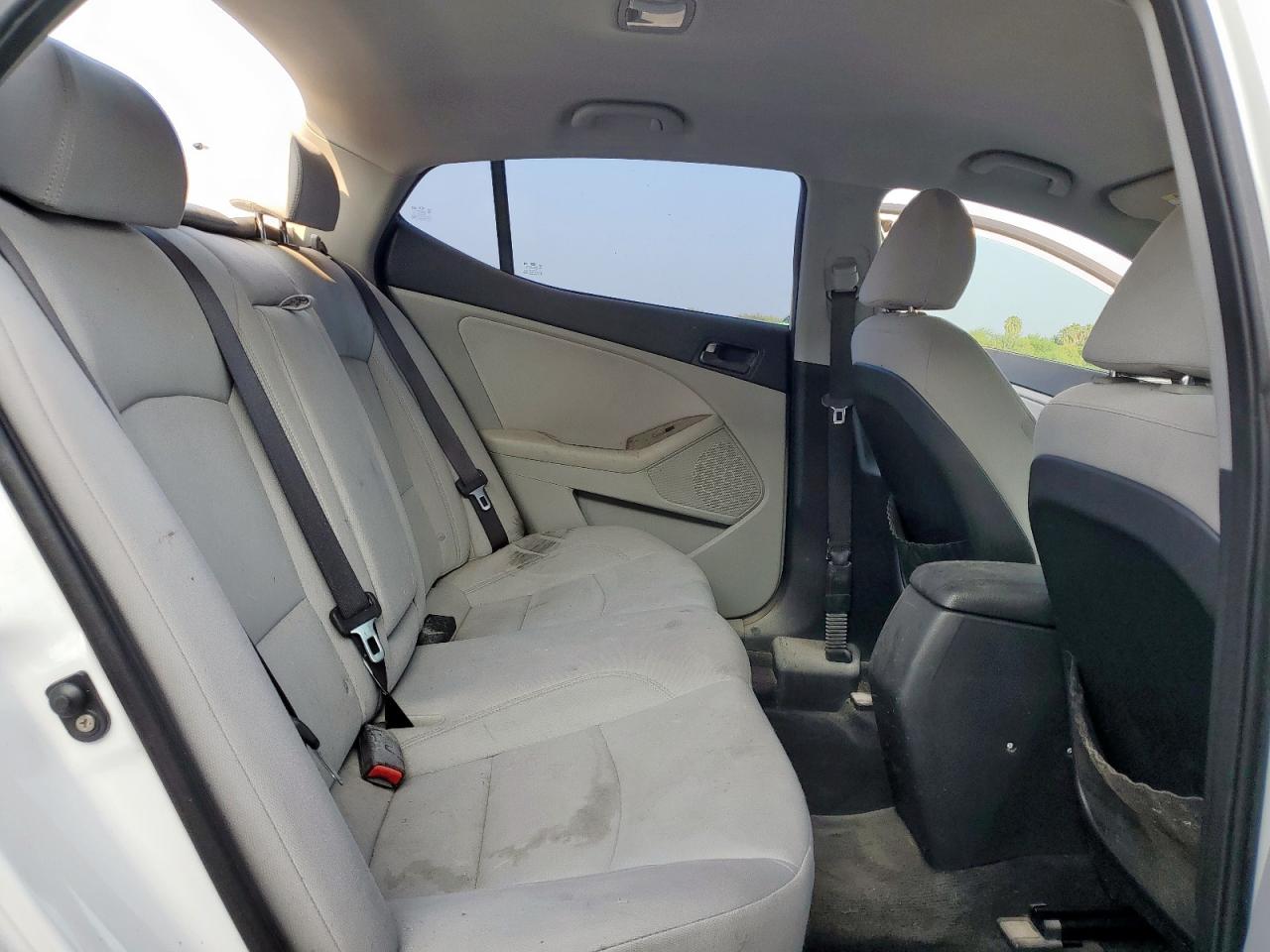 2015 Kia Optima Lx VIN: KNAGM4A75F5573443 Lot: 71738945