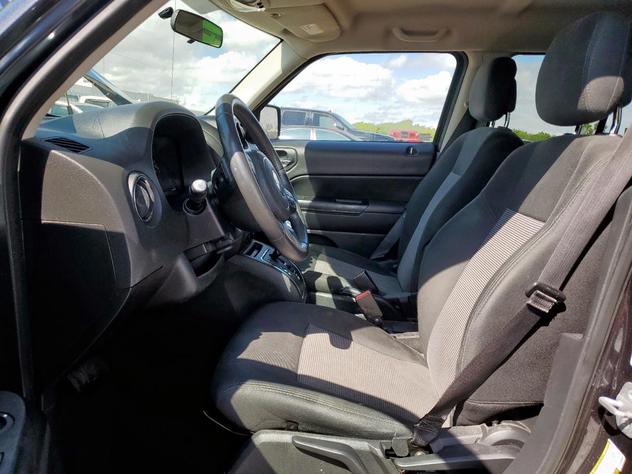 2014 Jeep Patriot Latitude VIN: 1C4NJPFA7ED699882 Lot: 80260245