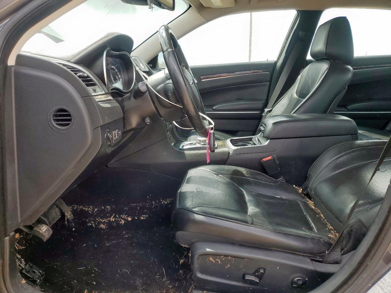 2019 Chrysler 300 Limited VIN: 2C3CCAEG8KH568600 Lot: 82101475