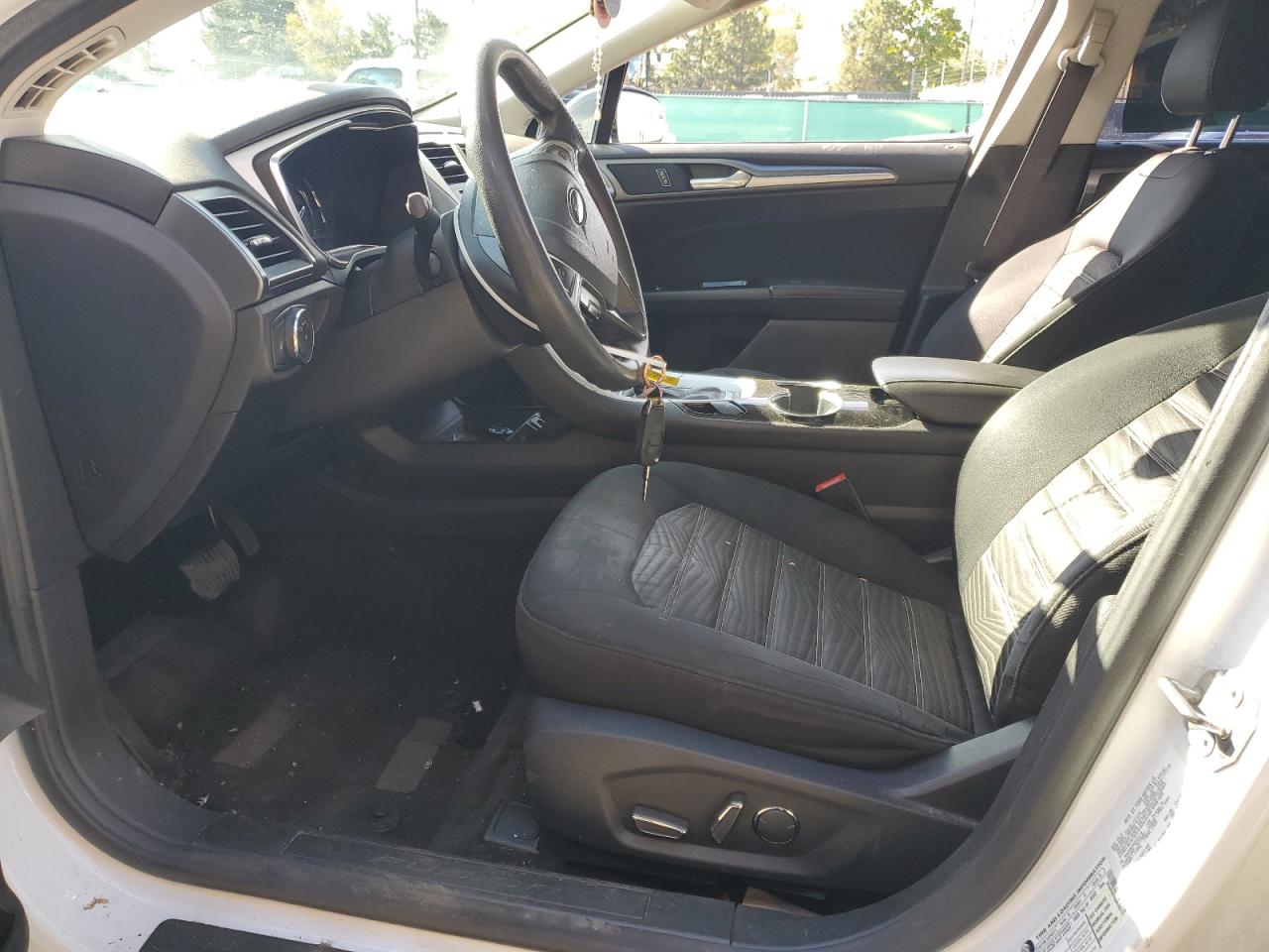 2016 Ford Fusion Se VIN: 3FA6P0H75GR105172 Lot: 81629245