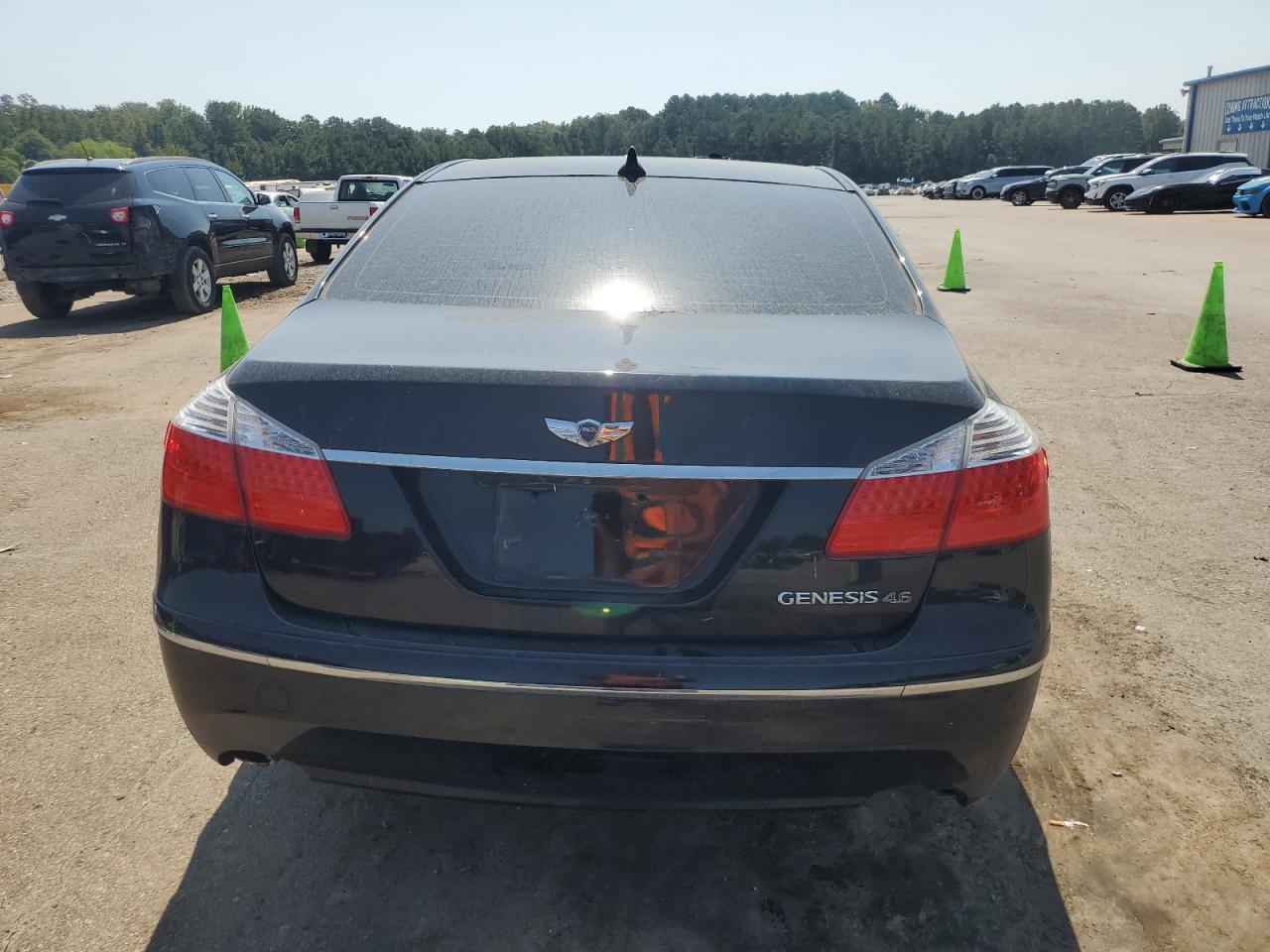 2011 Hyundai Genesis 4.6L VIN: KMHGC4DF6BU116418 Lot: 80343245