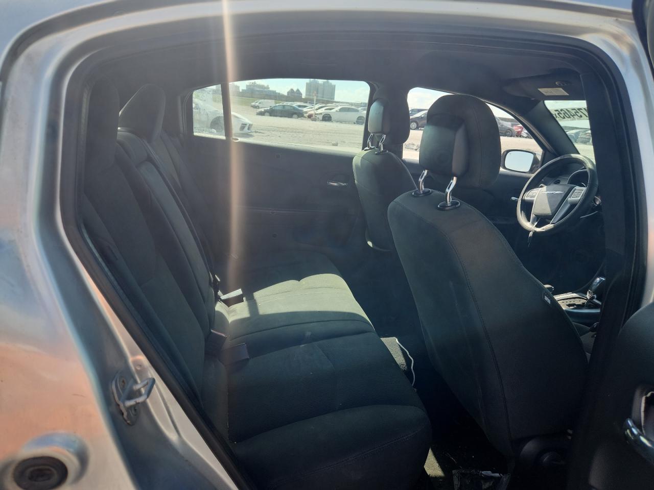 2011 Chrysler 200 Touring VIN: 1C3BC1FB5BN575770 Lot: 92017575