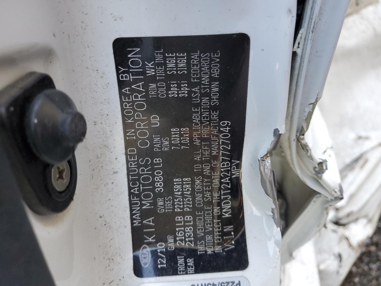 2011 Kia Soul + VIN: KNDJT2A21B7727049 Lot: 80550545