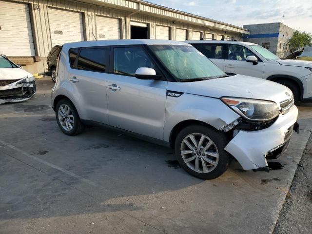  KIA SOUL 2018 Серебристый