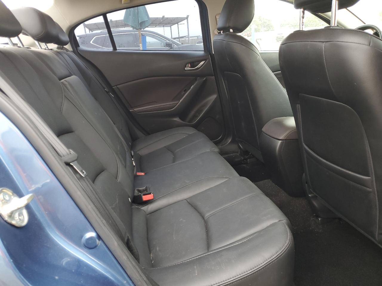 2018 Mazda 3 Touring VIN: 3MZBN1V37JM189096 Lot: 83971415