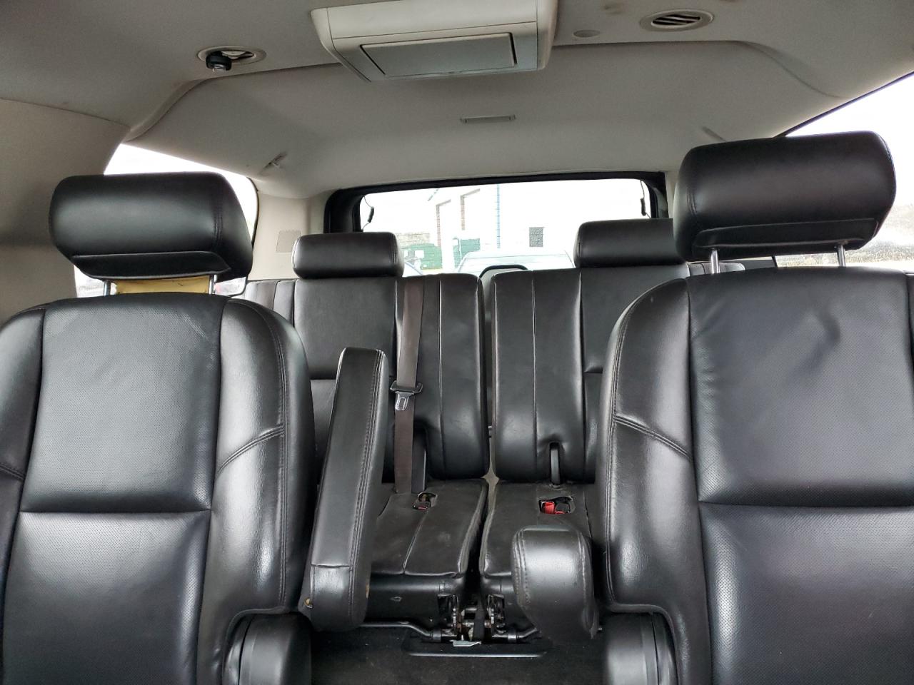 2010 GMC Yukon Xl Denali VIN: 1GKUKMEF9AR197090 Lot: 84189805