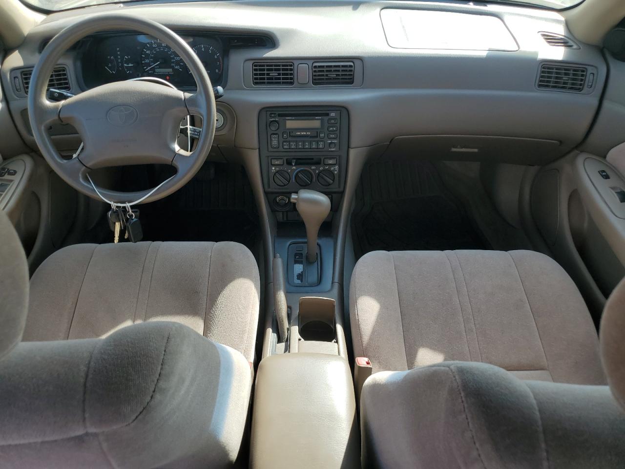 1999 Toyota Camry Ce VIN: 4T1BG22K6XU896320 Lot: 70900405