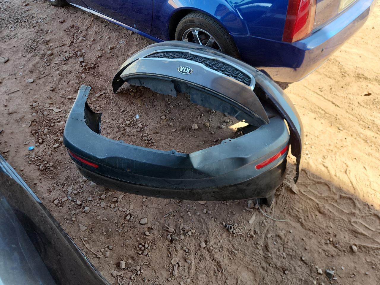 2018 Kia Forte Lx VIN: 3KPFK4A72JE164950 Lot: 81610165