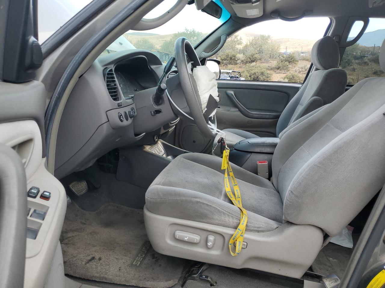 2006 Toyota Sequoia Sr5 VIN: 5TDBT44A06S258275 Lot: 70953775