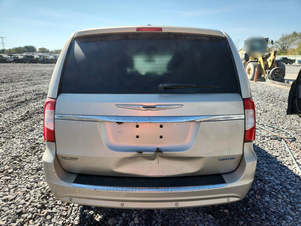 2015 Chrysler Town & Country Limited Platinum VIN: 2C4RC1GG5FR565947 Lot: 80751475