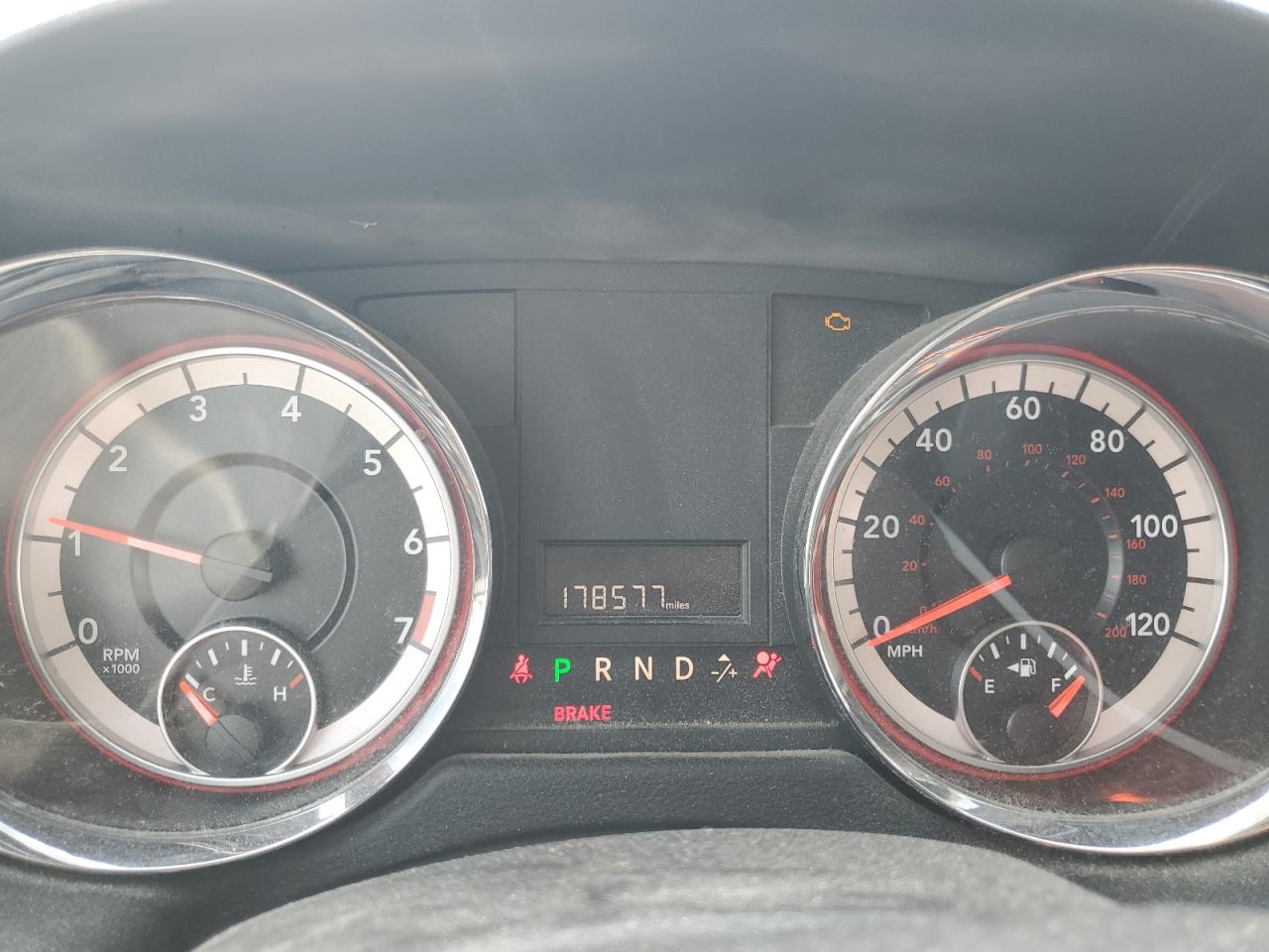 2017 Dodge Grand Caravan Sxt VIN: 2C4RDGCG1HR689948 Lot: 71618035