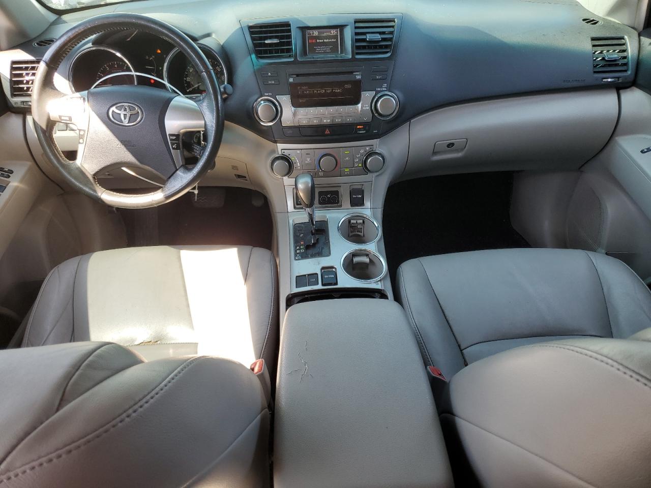 2011 Toyota Highlander Base VIN: 5TDZK3EH4BS025033 Lot: 71559955