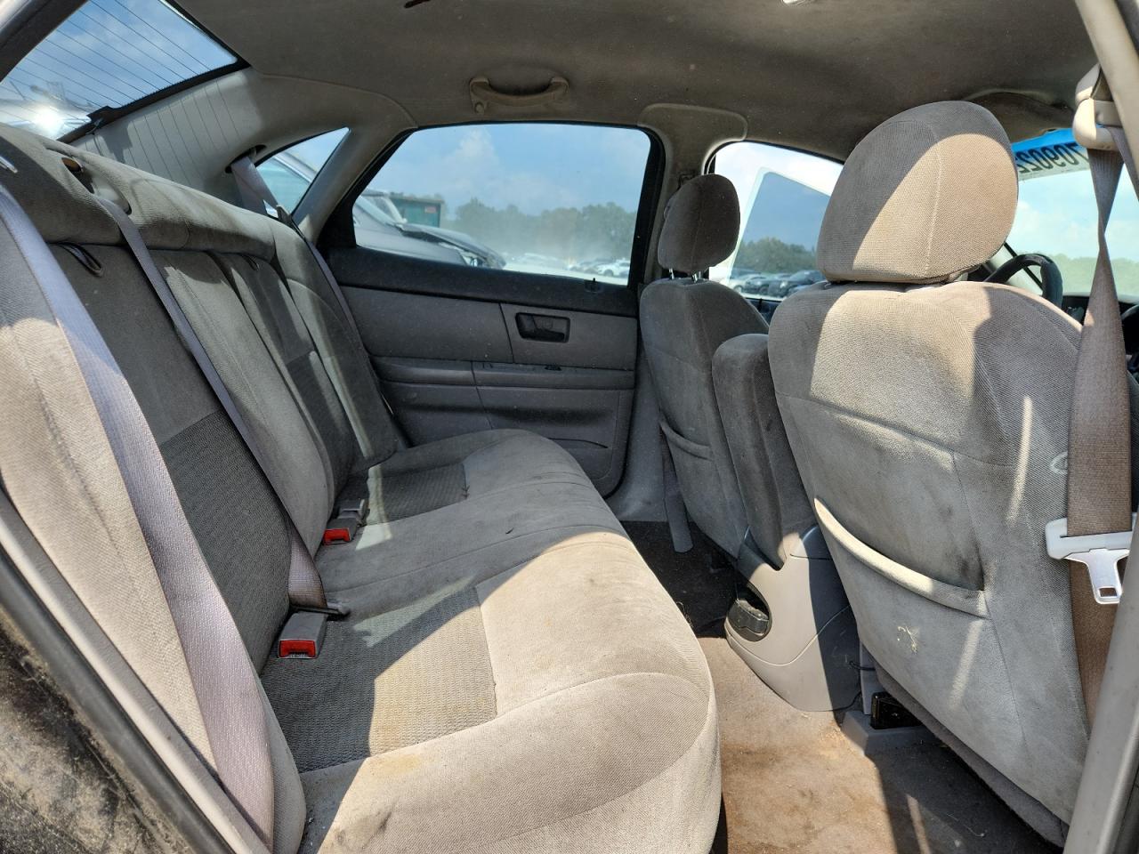 2006 Ford Taurus Se VIN: 1FAHP53U86A119563 Lot: 70902275