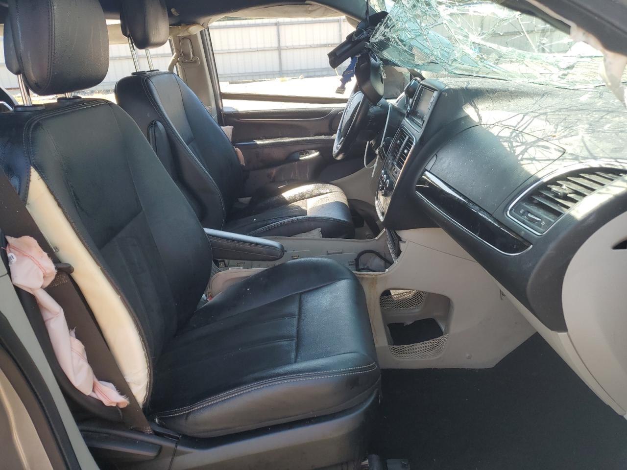 2019 Dodge Grand Caravan Sxt VIN: 2C4RDGCG7KR519133 Lot: 71820715