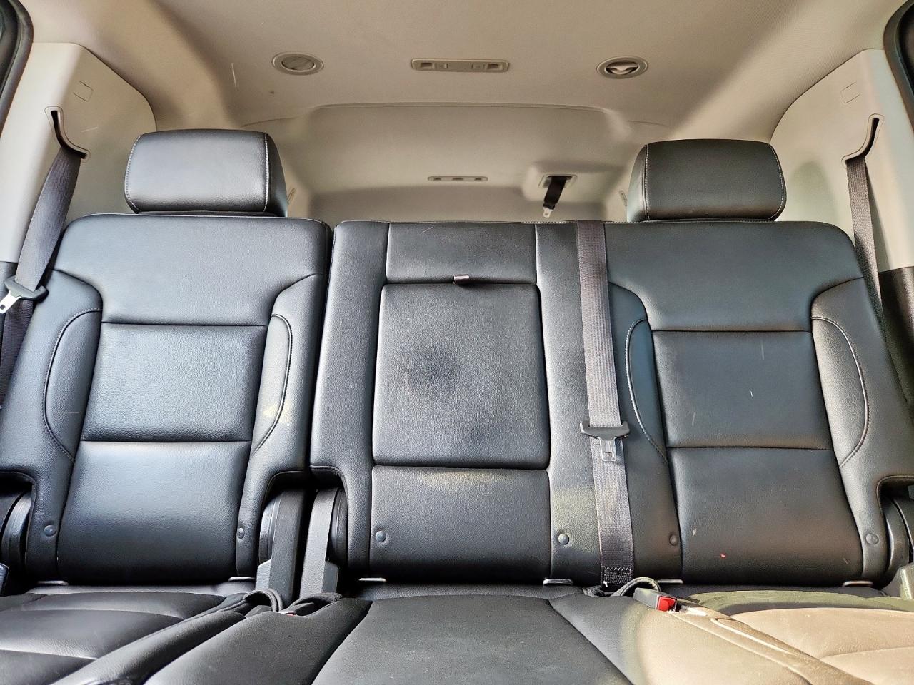 2019 Chevrolet Suburban K1500 Lt VIN: 1GNSKHKC6KR335603 Lot: 71271655