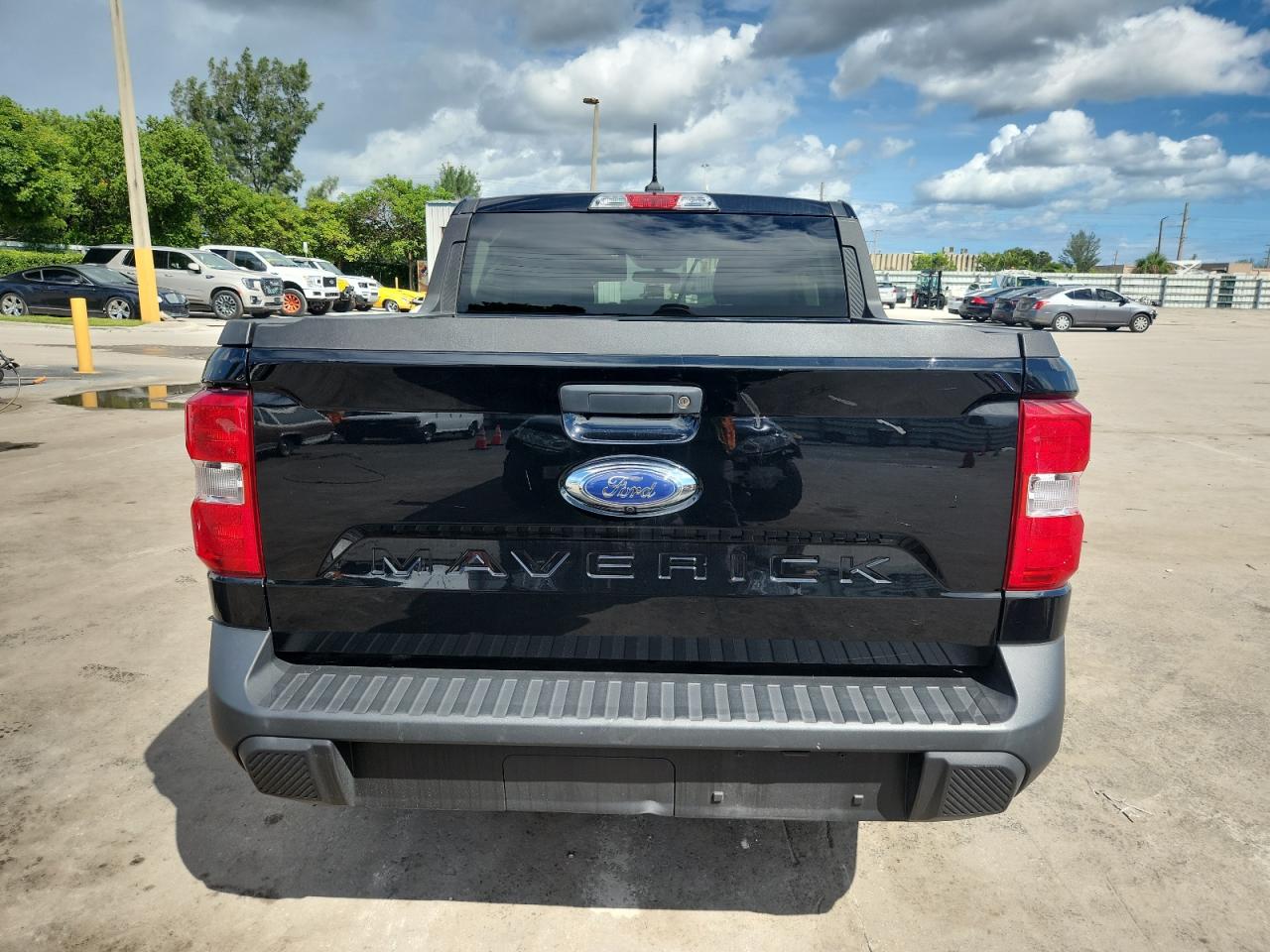 2022 Ford Maverick Xl VIN: 3FTTW8E96NRA75214 Lot: 81927195