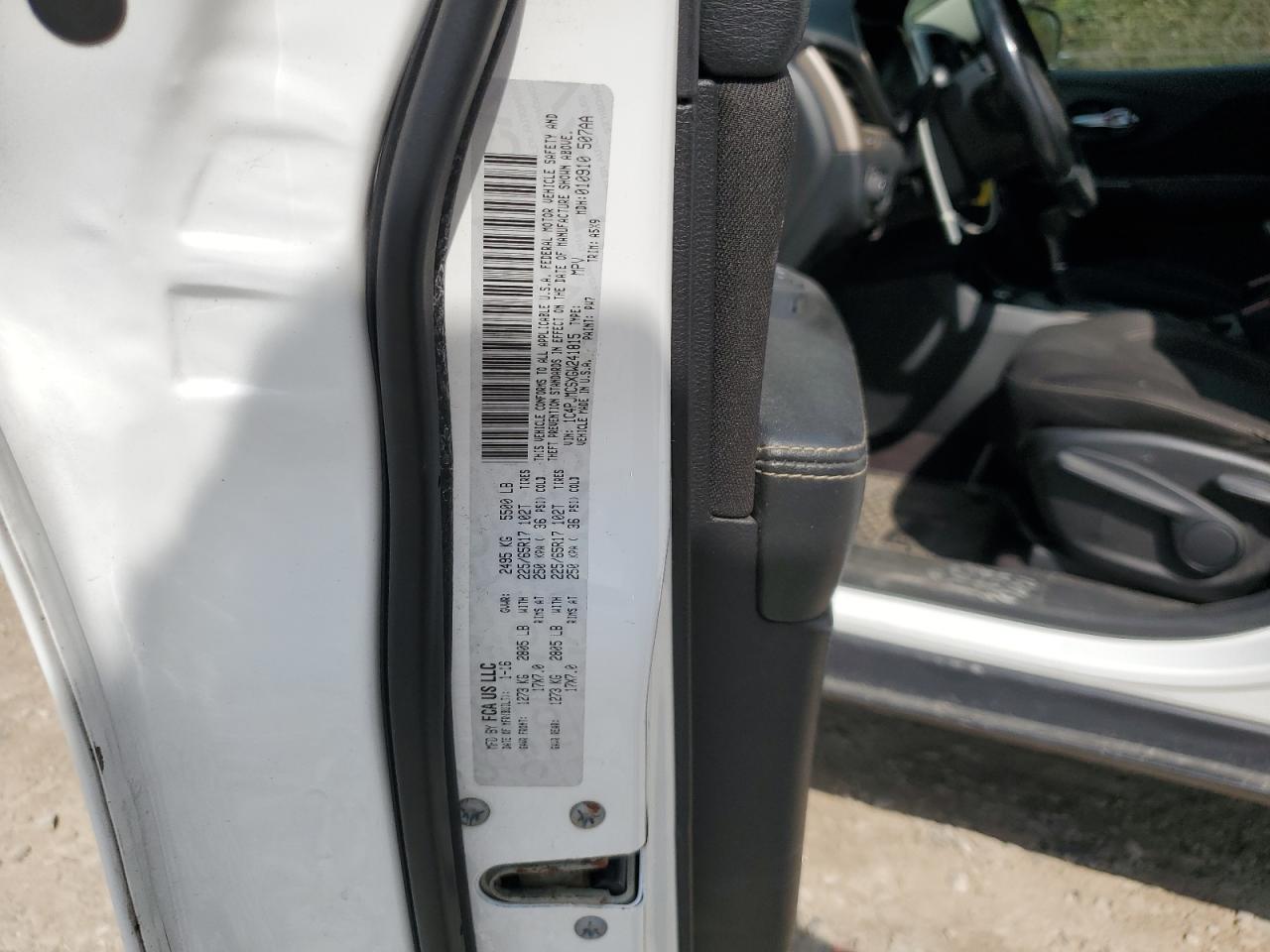 2016 Jeep Cherokee Latitude VIN: 1C4PJMCSXGW241815 Lot: 80567885