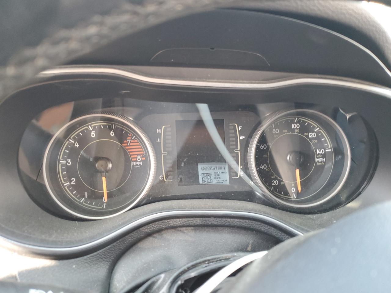 2019 Jeep Cherokee Latitude Plus VIN: 1C4PJMLX1KD271379 Lot: 72073975