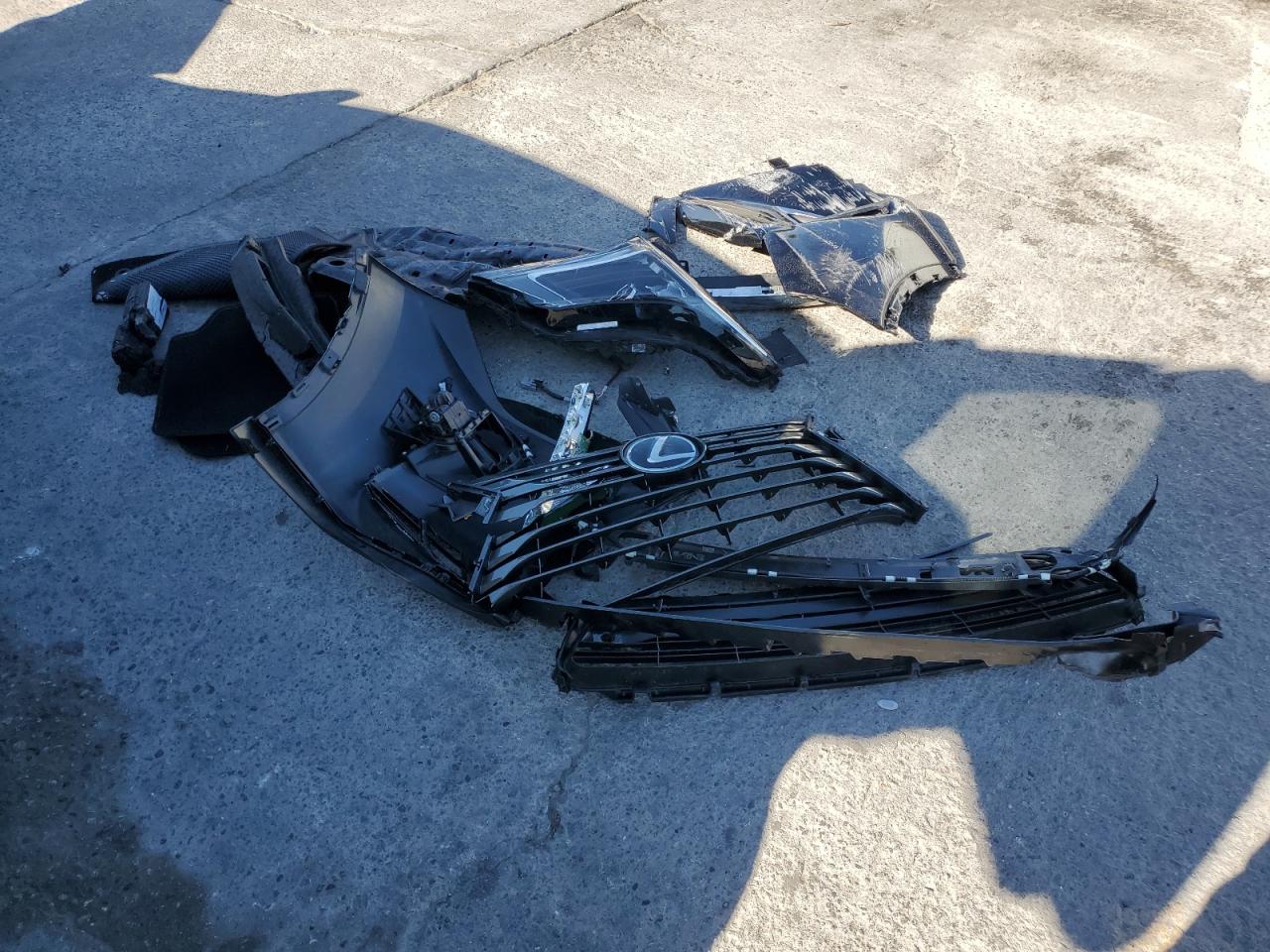 2018 Lexus Rx 350 Base VIN: 2T2ZZMCA2JC117333 Lot: 83853075