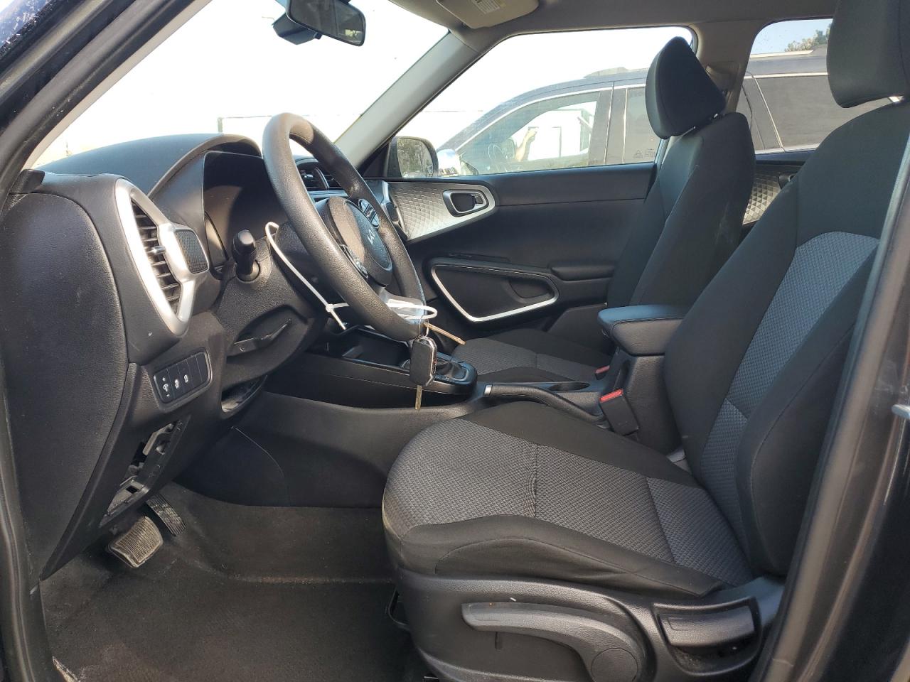 2023 Kia Soul Lx VIN: KNDJ23AU1P7880807 Lot: 84008675