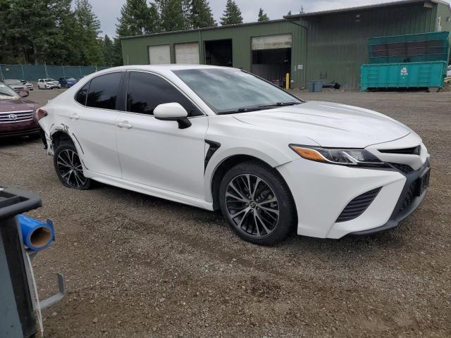  TOYOTA CAMRY 2019 Белы