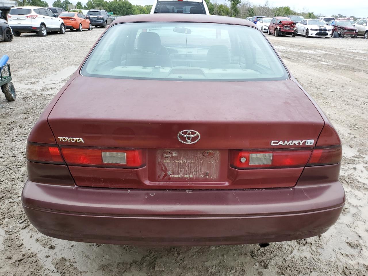 1999 Toyota Camry Ce VIN: 4T1BG22KXXU461817 Lot: 71072835