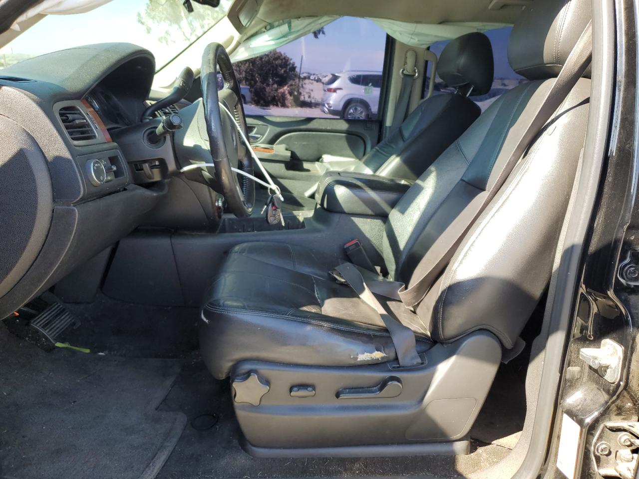 2012 Chevrolet Tahoe C1500 Lt VIN: 1GNSCBE06CR317597 Lot: 70597795