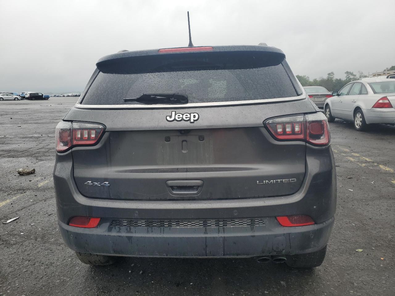 2018 Jeep Compass Limited VIN: 3C4NJDCB4JT458149 Lot: 81837695