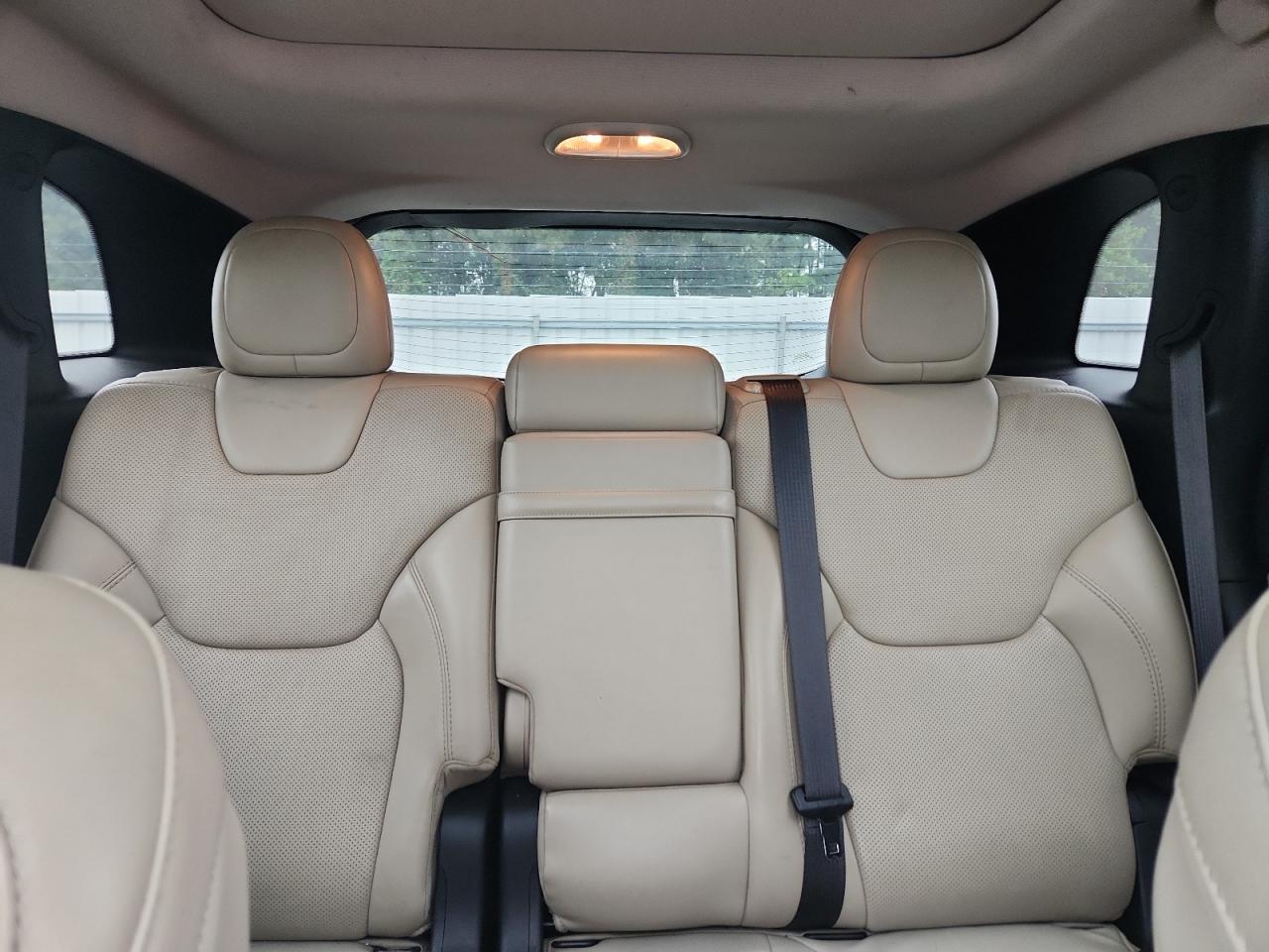 2015 Jeep Cherokee Limited VIN: 1C4PJMDB2FW523301 Lot: 81899365